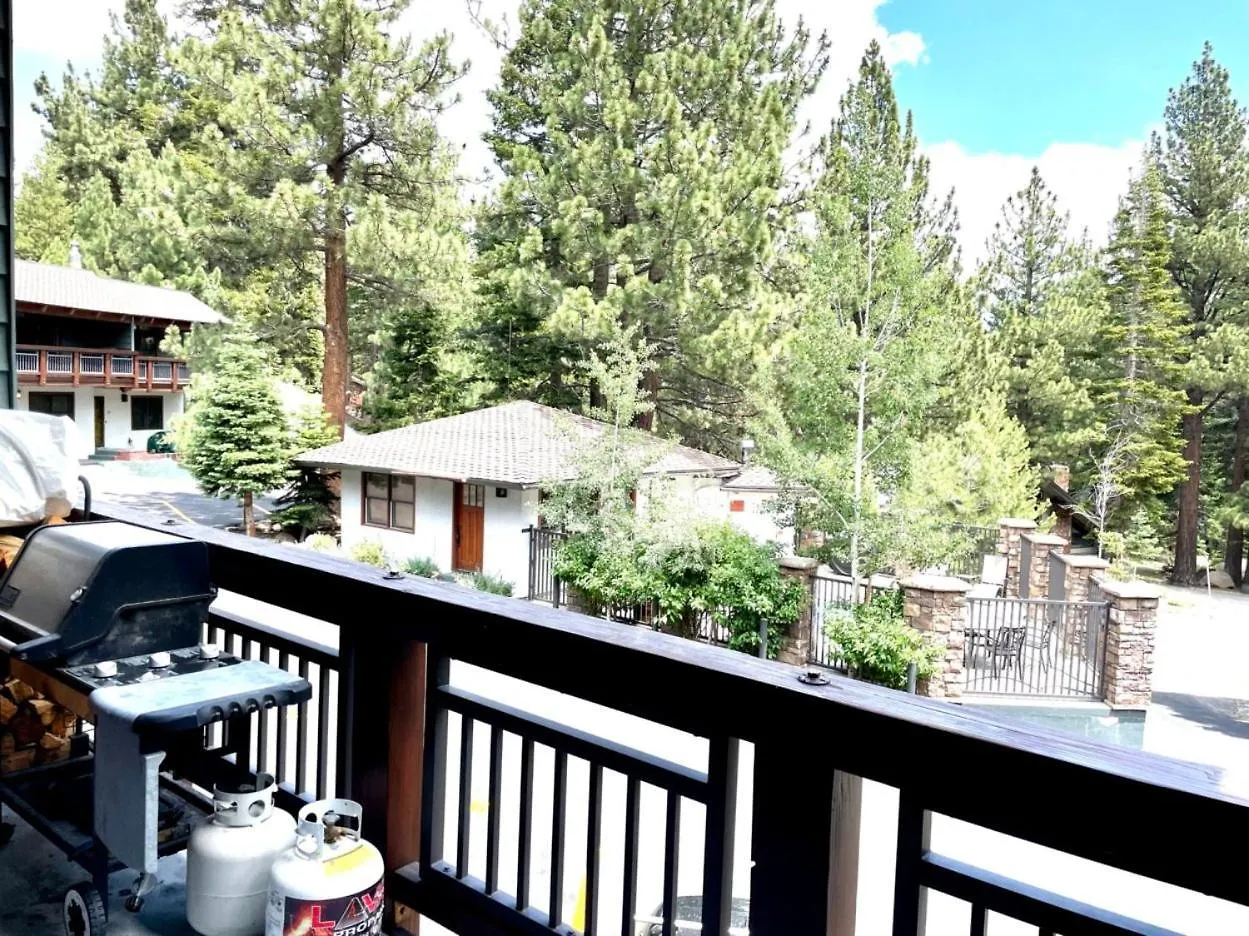 Feriehus Top Rated Cabin W/Spa Walk To The Village & Golf Mammoth Lakes