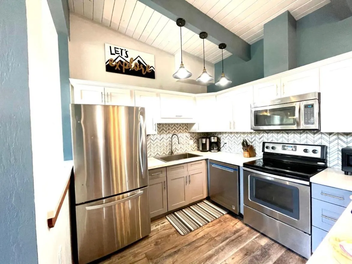 Top Rated Cabin W/Spa Walk To The Village & Golf Mammoth Lakes
